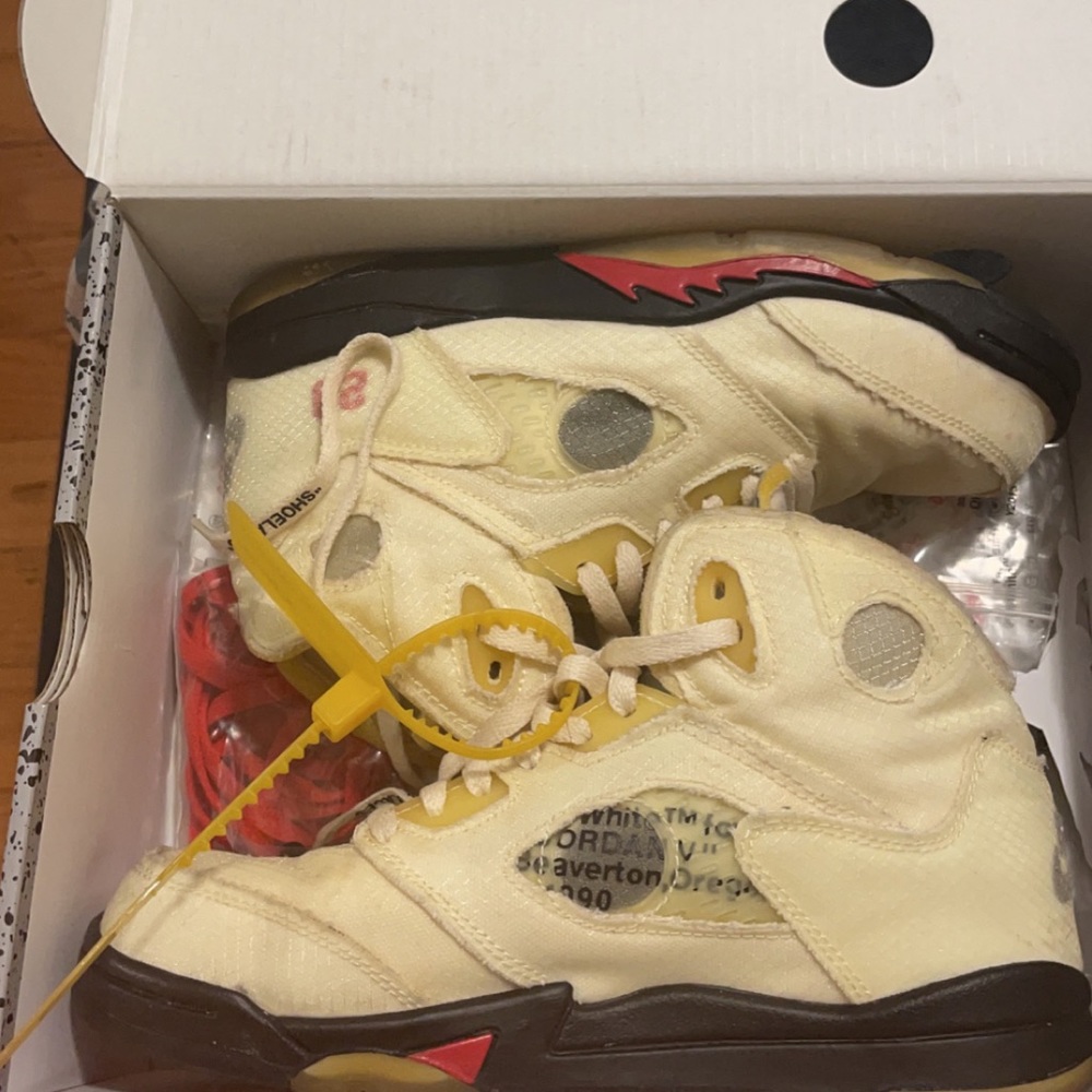 Off white sail Jordan’s 5
